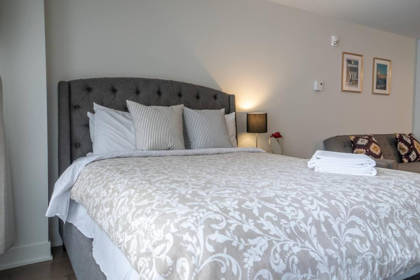 Rozenhaus Montreal Hotel Extérieur photo