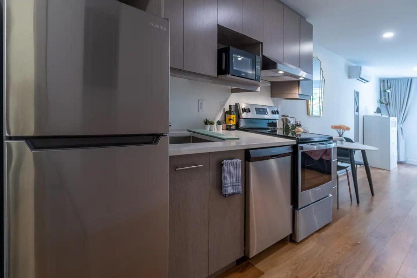Rozenhaus Montreal Hotel Extérieur photo